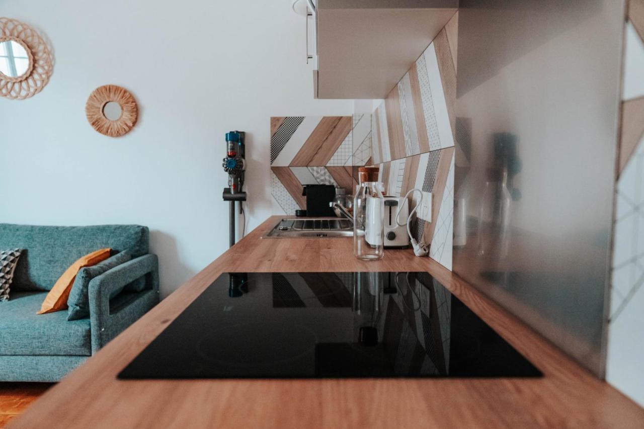Le Petit Rempart - Appt Lumineux 2Pers Au Coeur De Blois Apartment Luaran gambar